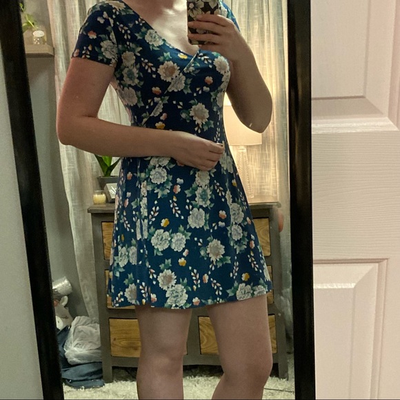 Aéropostale | Blue Floral Print Wrap Dress | - Picture 4 of 7